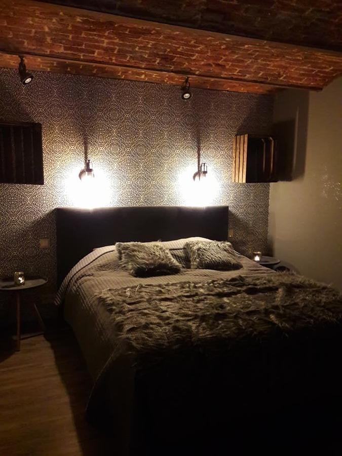 Gite De Corbion Loft2 Ciney Exterior foto