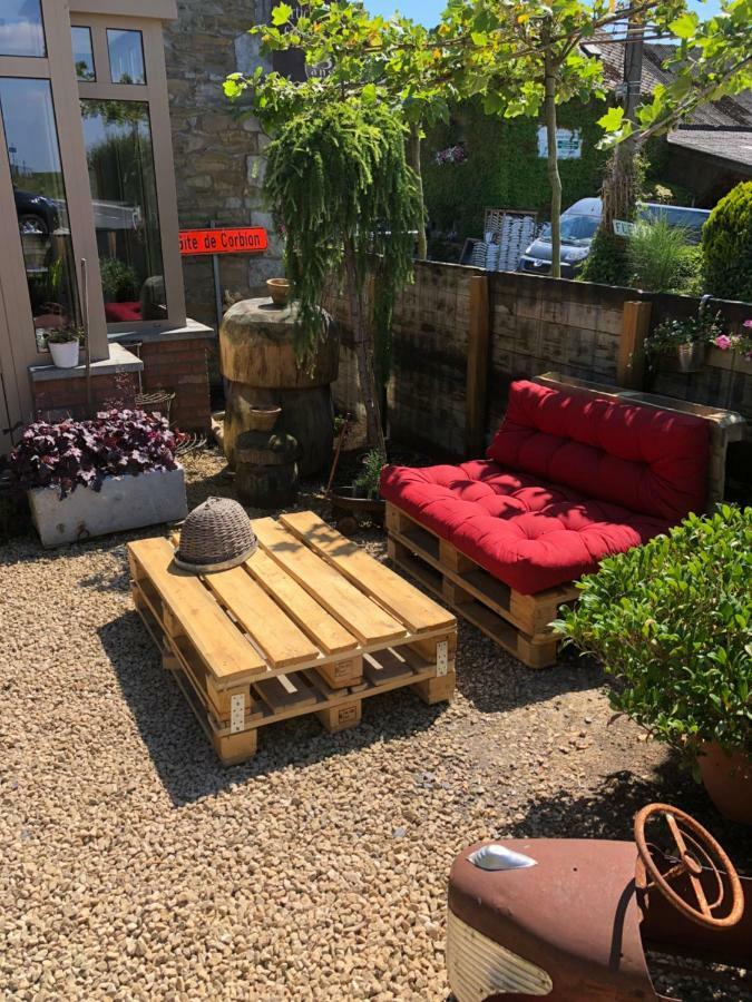 Gite De Corbion Loft2 Ciney Exterior foto